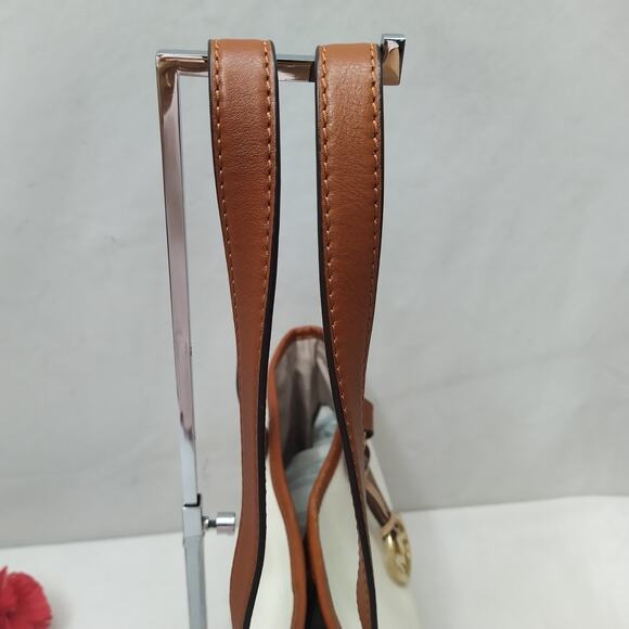 Michael Kors Jet Set Ivory Canvas Leather Trim Double Handles Tote Bag - Picture 6 of 16